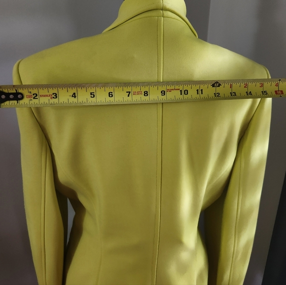 Vintage Dana Buchman Women's Suite in Lime Green. - Picture 15 of 16